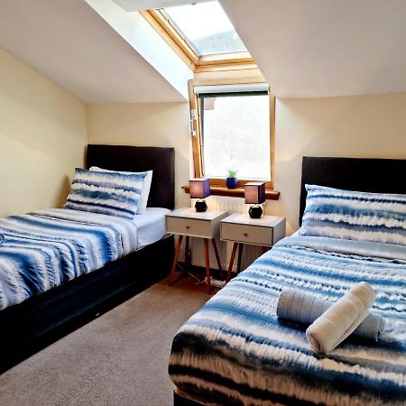 Stylish 2 Bedroom - 2 Miles Inverness City Centre Exterior foto