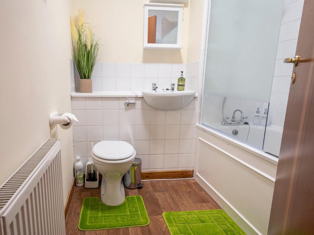 Stylish 2 Bedroom - 2 Miles Inverness City Centre Exterior foto