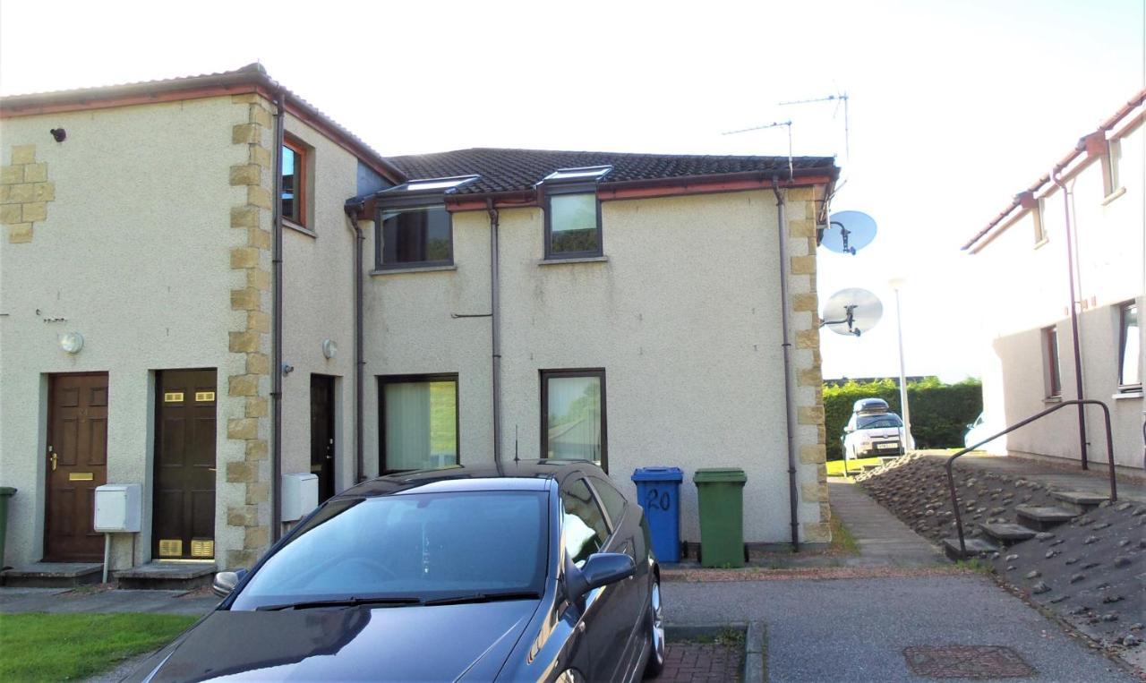 Stylish 2 Bedroom - 2 Miles Inverness City Centre Exterior foto